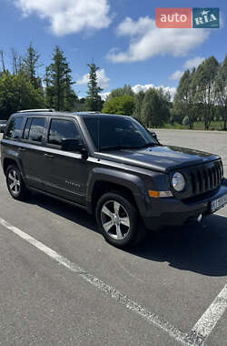 Внедорожник / Кроссовер Jeep Patriot 2016 в Гостомеле