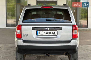 Внедорожник / Кроссовер Jeep Patriot 2014 в 