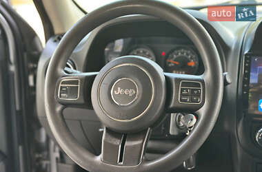 Внедорожник / Кроссовер Jeep Patriot 2014 в 
