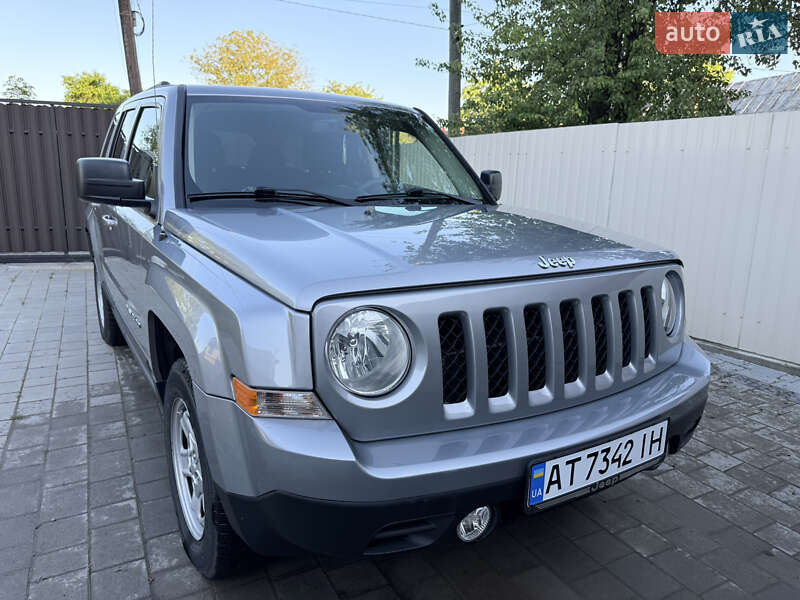 Позашляховик / Кросовер Jeep Patriot 2016 в Делятині