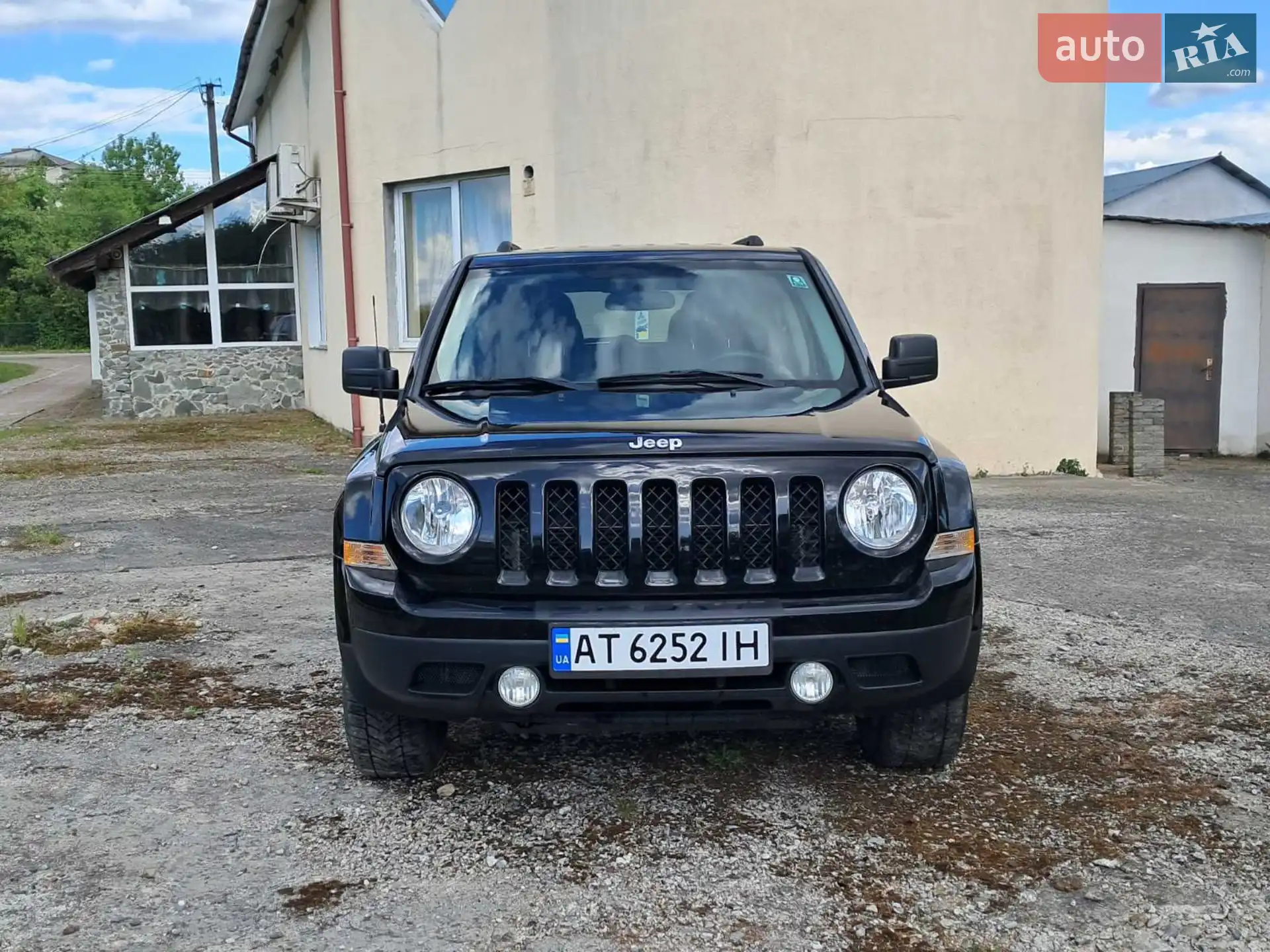2015 Jeep Liberty (Patriot) - мініатюра 2