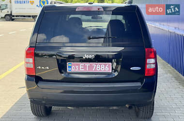Внедорожник / Кроссовер Jeep Patriot 2013 в 