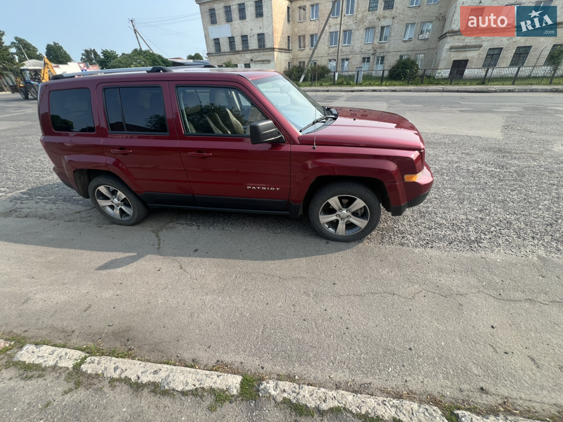 2016 Jeep Liberty (Patriot) - мініатюра 2