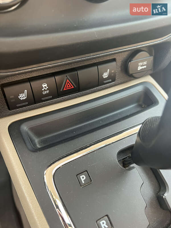 Позашляховик / Кросовер Jeep Patriot 2016 в Заводське