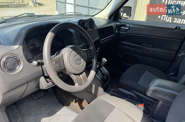 Внедорожник / Кроссовер Jeep Patriot 2013 в 