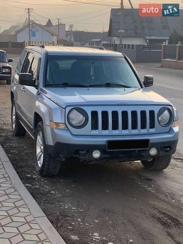Позашляховик / Кросовер Jeep Patriot 2013 в Хусті