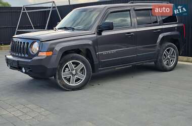 Внедорожник / Кроссовер Jeep Patriot 2015 в 