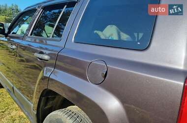 Внедорожник / Кроссовер Jeep Patriot 2015 в 
