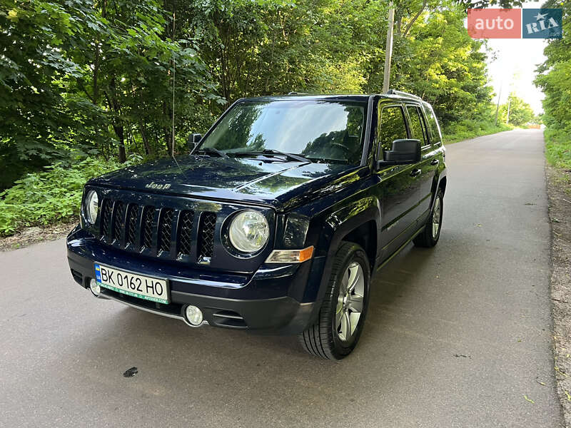 Внедорожник / Кроссовер Jeep Patriot 2016 в Житомире