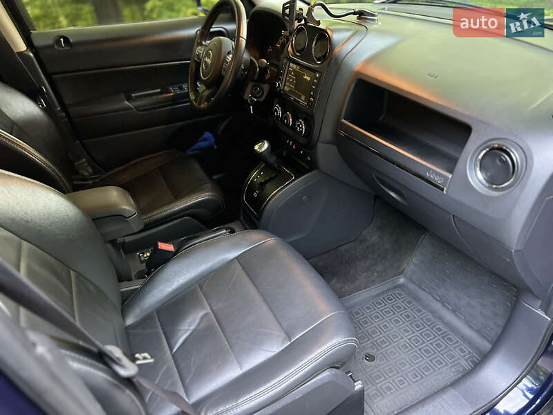 Внедорожник / Кроссовер Jeep Patriot 2016 в Житомире
