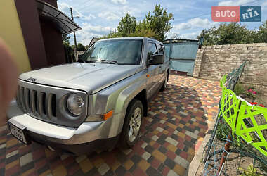 Внедорожник / Кроссовер Jeep Patriot 2014 в Харькове
