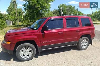 Внедорожник / Кроссовер Jeep Patriot 2015 в Саврани