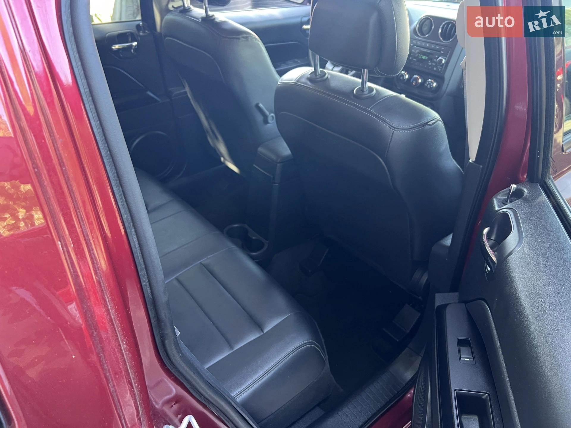 2016 Jeep Liberty (Patriot) - мініатюра 20