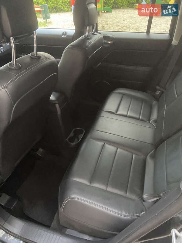 Внедорожник / Кроссовер Jeep Patriot 2014 в Киеве