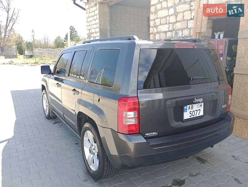 Внедорожник / Кроссовер Jeep Patriot 2014 в Виннице
