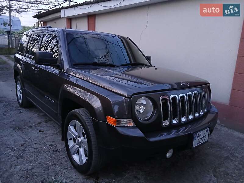 Внедорожник / Кроссовер Jeep Patriot 2014 в Виннице