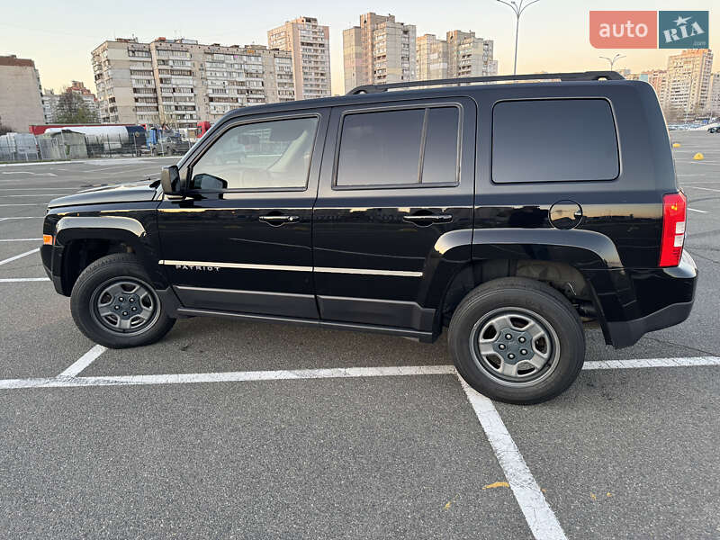 Позашляховик / Кросовер Jeep Patriot 2015 в Києві