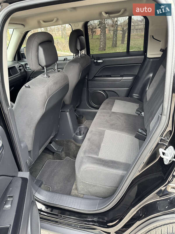 Позашляховик / Кросовер Jeep Patriot 2015 в Києві