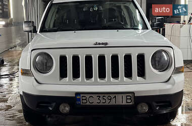Внедорожник / Кроссовер Jeep Patriot 2014 в Львове