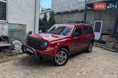 Позашляховик / Кросовер Jeep Patriot 2016 в Самборі