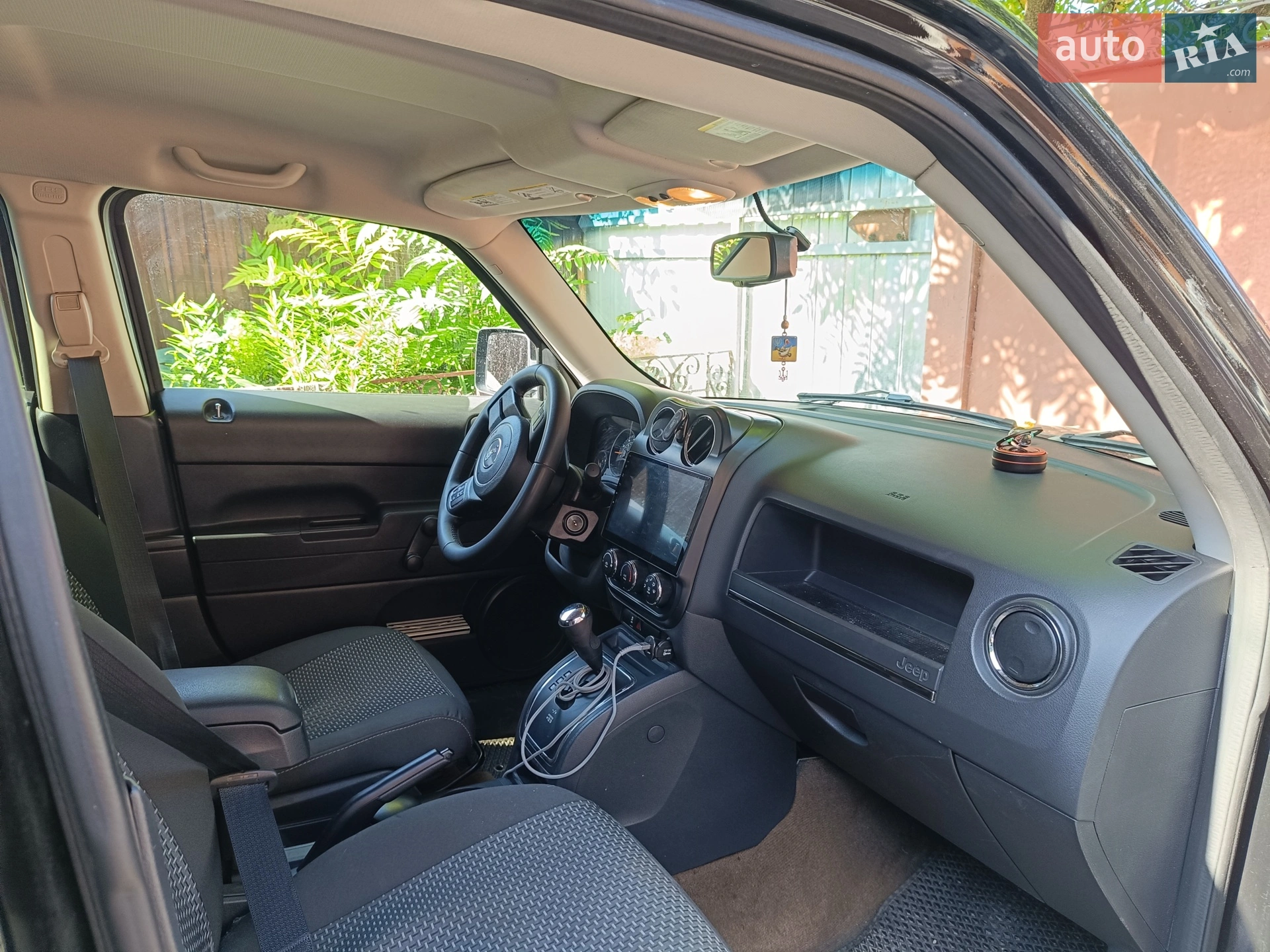 2016 Jeep Liberty (Patriot) - мініатюра 5
