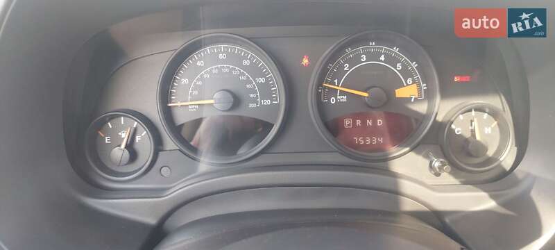 Внедорожник / Кроссовер Jeep Patriot 2016 в Виннице