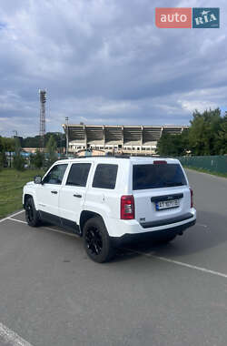 Внедорожник / Кроссовер Jeep Patriot 2013 в Ивано-Франковске