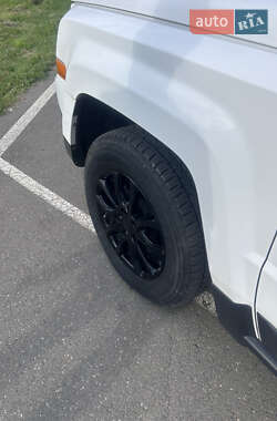 Внедорожник / Кроссовер Jeep Patriot 2013 в Ивано-Франковске