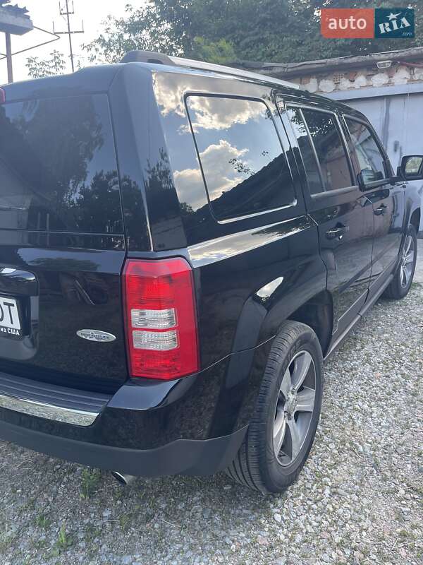 Позашляховик / Кросовер Jeep Patriot 2016 в Боярці