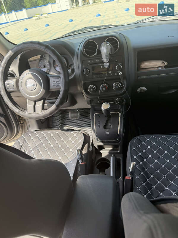 Внедорожник / Кроссовер Jeep Patriot 2015 в Болграде