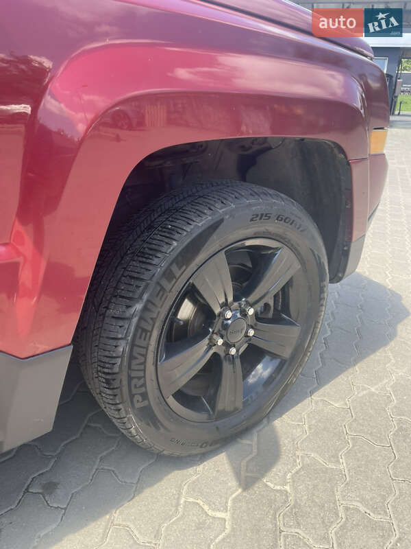 Позашляховик / Кросовер Jeep Patriot 2014 в Львові