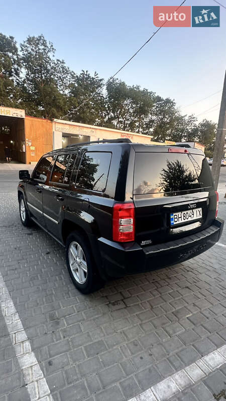 Позашляховик / Кросовер Jeep Patriot 2010 в Овідіополі