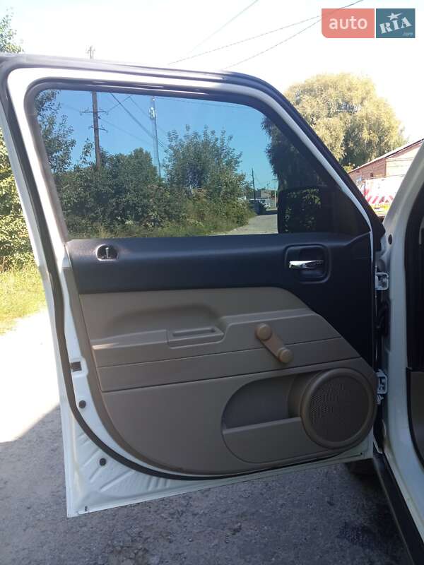 Внедорожник / Кроссовер Jeep Patriot 2013 в Казатине