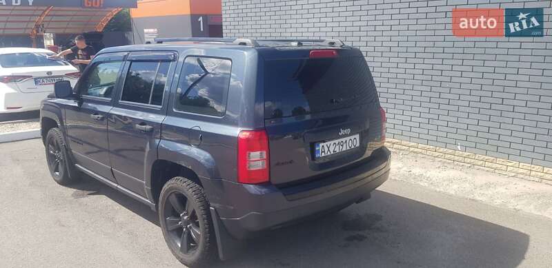 Позашляховик / Кросовер Jeep Patriot 2015 в Харкові
