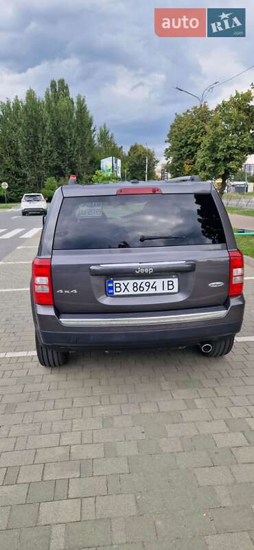 Внедорожник / Кроссовер Jeep Patriot 2016 в Хмельницком