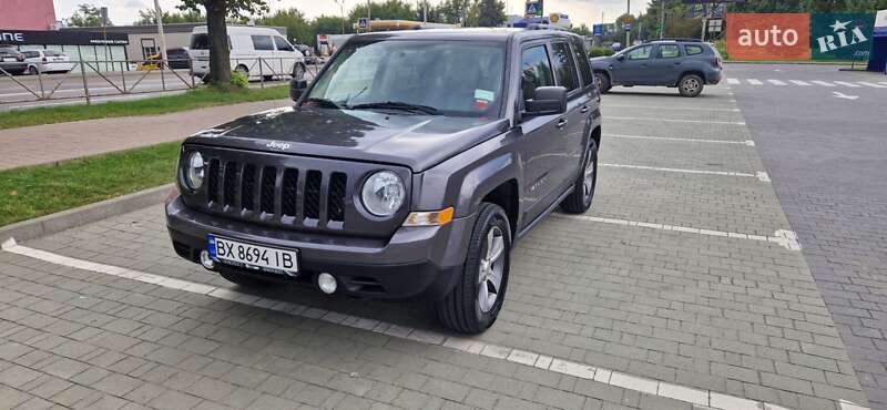 Внедорожник / Кроссовер Jeep Patriot 2016 в Хмельницком