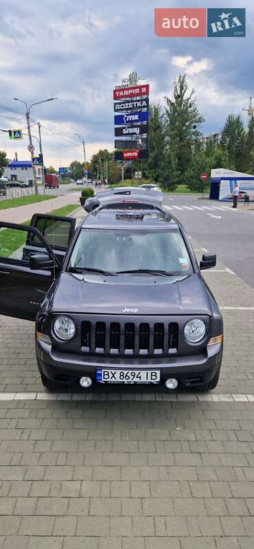 Внедорожник / Кроссовер Jeep Patriot 2016 в Хмельницком