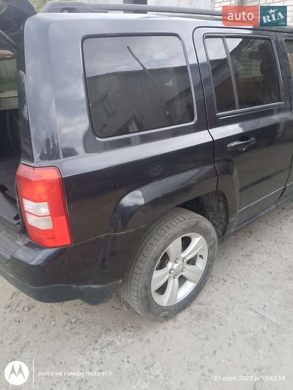 Позашляховик / Кросовер Jeep Patriot 2013 в Жовкві