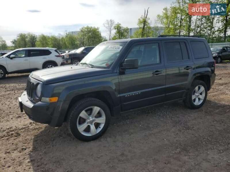 Позашляховик / Кросовер Jeep Patriot 2013 в Жовкві