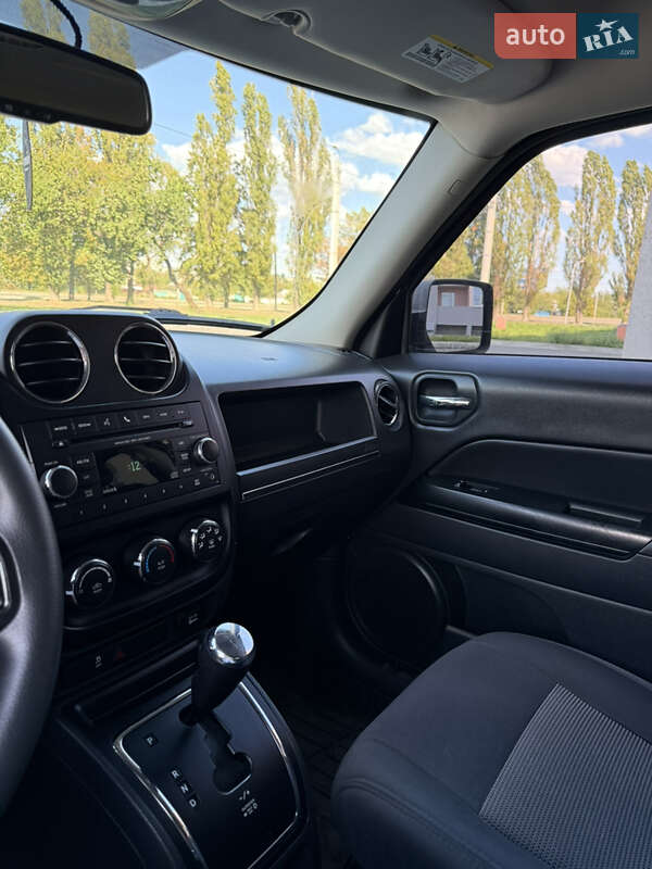 Внедорожник / Кроссовер Jeep Patriot 2015 в Харькове