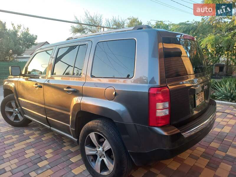 Внедорожник / Кроссовер Jeep Patriot 2015 в Доброславе