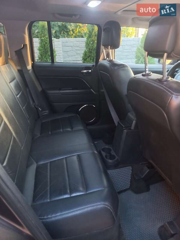 Внедорожник / Кроссовер Jeep Patriot 2015 в Доброславе