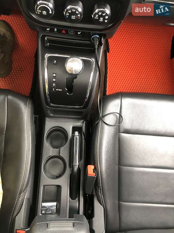 Позашляховик / Кросовер Jeep Patriot 2013 в Києві