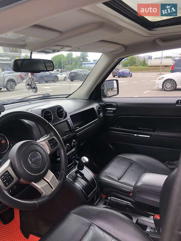 Позашляховик / Кросовер Jeep Patriot 2013 в Києві