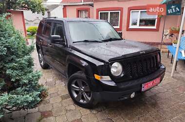 Внедорожник / Кроссовер Jeep Patriot 2016 в Дубно