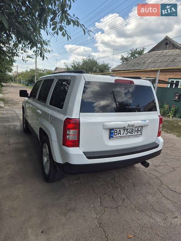 Позашляховик / Кросовер Jeep Patriot 2015 в Черкасах