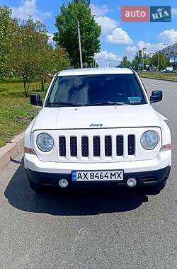 Внедорожник / Кроссовер Jeep Patriot 2015 в Харькове