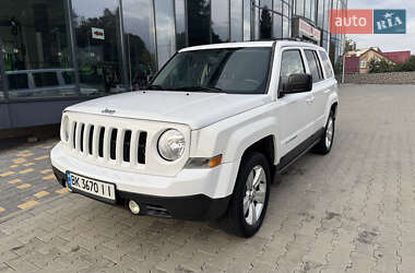 Внедорожник / Кроссовер Jeep Patriot 2015 в Ровно