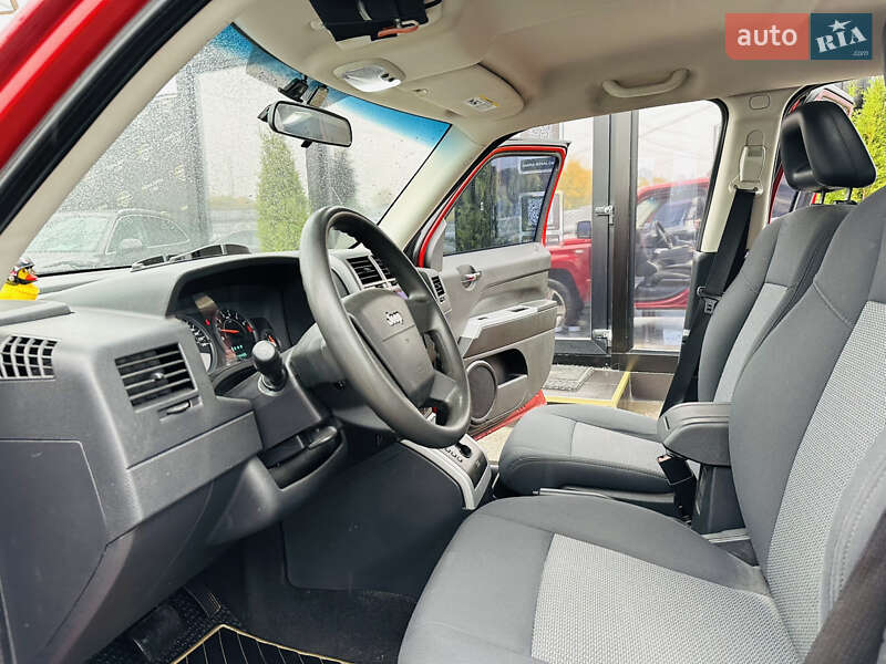 Позашляховик / Кросовер Jeep Patriot 2008 в Харкові