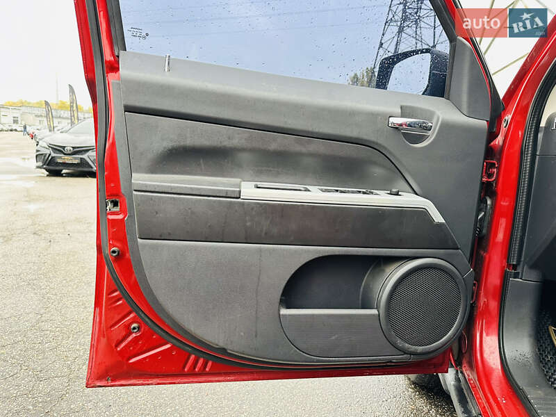 Позашляховик / Кросовер Jeep Patriot 2008 в Харкові